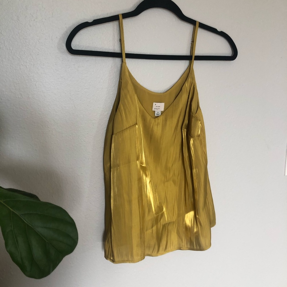 Chartreuse blouse